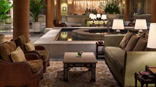 ロビーラウンジ